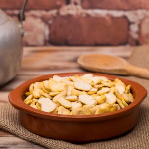 Fave bianche secche decorticate